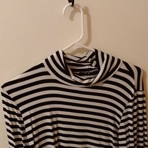 Black & White Striped Turtle Neck